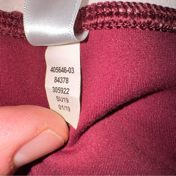 Athleta‎ Asymmetric Elation 7/8 Tight, Red Garnet, Size 1X - Picture 8 of 9